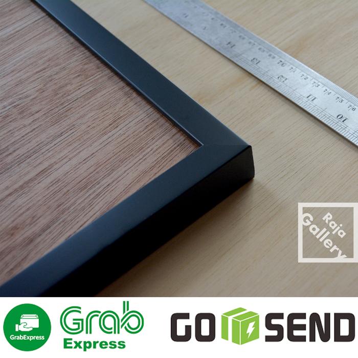 Gambar Frame / Bingkai Foto 51x61cm Minimalis Hitam Putih Coklat - Hitam, Portrait dari Raja Gallery undefined Tokopedia