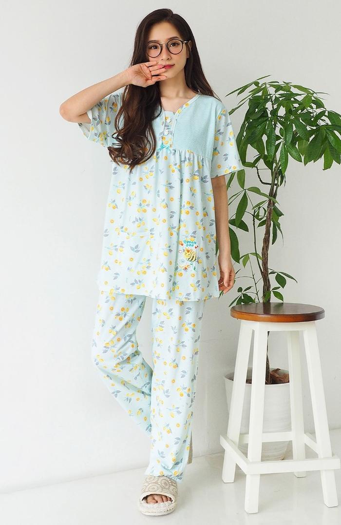 Gambar Baju Tidur Piyama Wanita Yumico Bahan Import Kaos PD - Queen Bee dari Savierr undefined Tokopedia