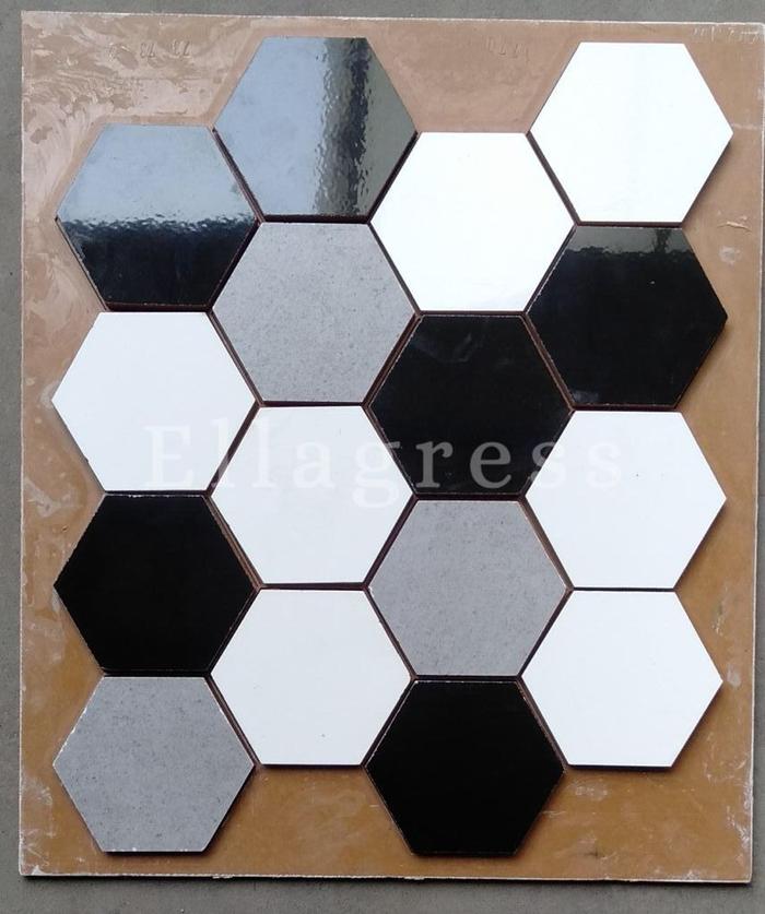 Gambar Mosaik Hexagon Keramik lantai / dinding / backsplash MOTIF ACAK - Hitam Putih Abu dari Ellagress undefined Tokopedia