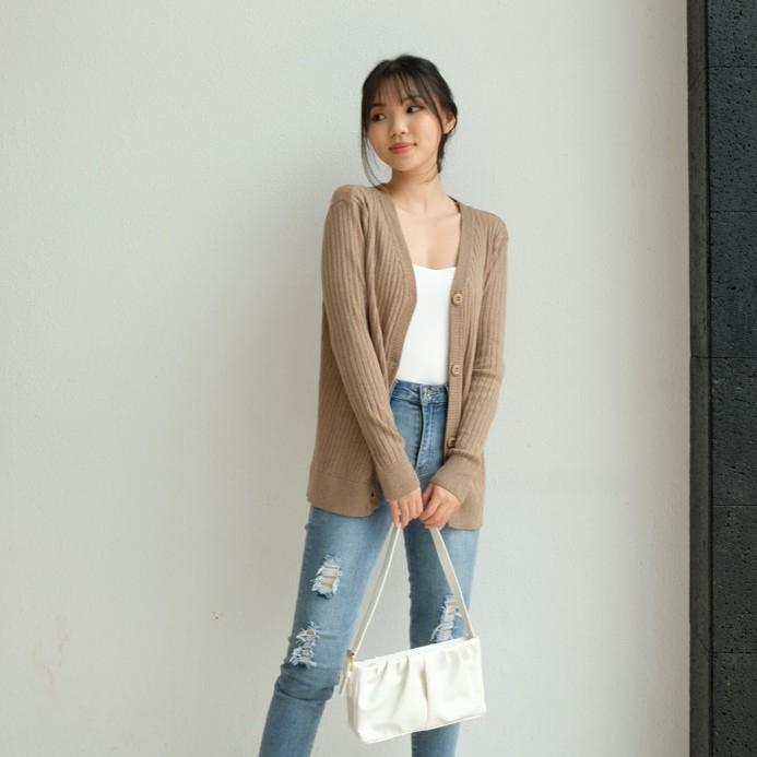 Gambar Cardigan Knit Premium Wanita Korean Style - KHAKI, S dari Outfitstylein undefined Tokopedia