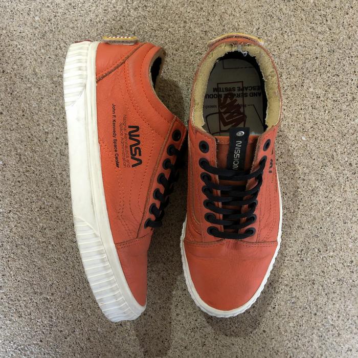 Sepatu Old Skool Nasa Vans Vans Old Skool X NASA “Space Voyager - Main Image