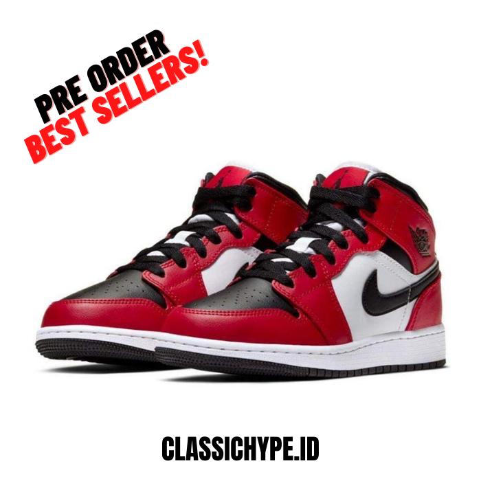 AIR JORDAN MID CHICAGO BLACK TOE (GS)
