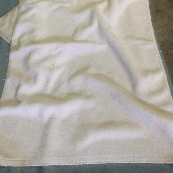 Gambar keset handuk tebal ex hotel - Putih dari pilihan linen hotel dan villa undefined Tokopedia