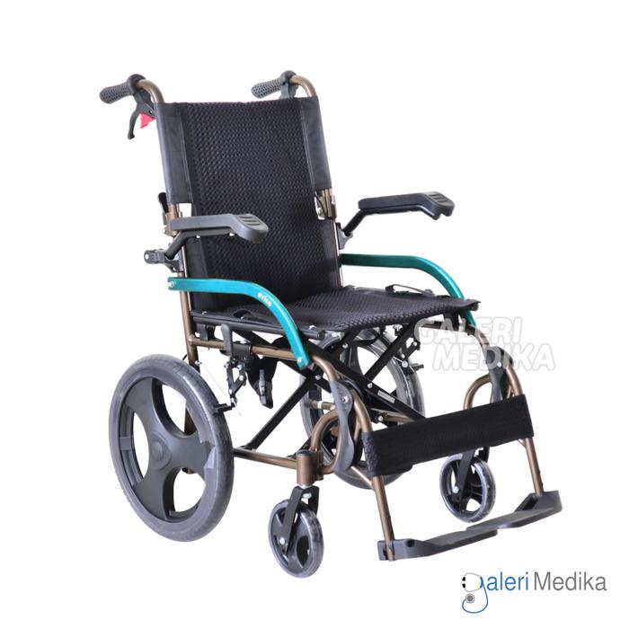 Gambar Kursi Roda Avico Travelling Athena Wheelchair Kursi Roda Travel Avico - B/BK - Biru dari Galeri Medika undefined Tokopedia
