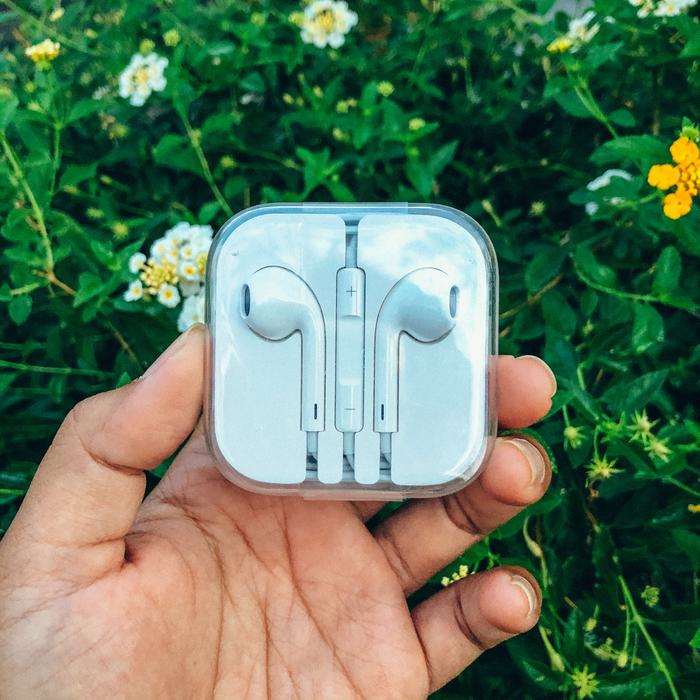Gambar Headset earpods copotan iPhone 12 13 mini pro max original apple iBox - Headset 6s dari Winning Phone undefined Tokopedia