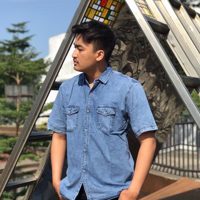 Gambar promo kemeja jeans lengan pendek/kemeja denim & jeans pria - foto ke-5, XL dari dejavu_official undefined Tokopedia