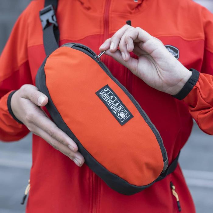 Gambar Tas Pinggang Pria Wanita / Waist Bag Zlatan Roku Original Terlaris - Orange Logo dari ZLATAN ADVENTURE STORE undefined Tokopedia