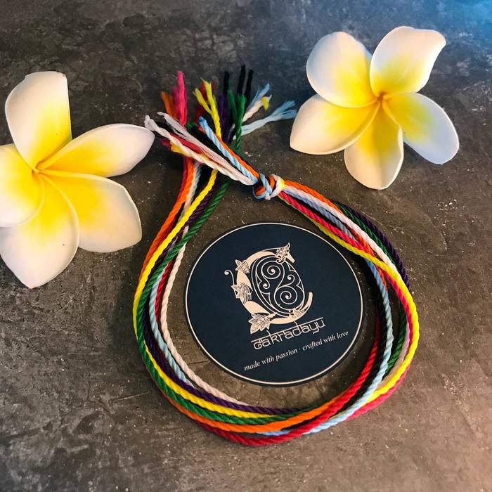 Gambar Gelang Sangadatu Polyester Premium Asli Khas Bali (Lilit Manual) - L dari Cakradayu Dewata undefined 3 Tokopedia