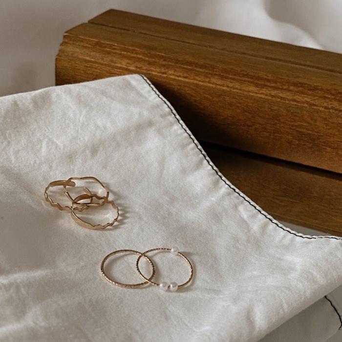 Gambar enola ring set (5pcs) / Cincin Wanita Aksesoris Wanita - Gold dari gouudgoods undefined Tokopedia