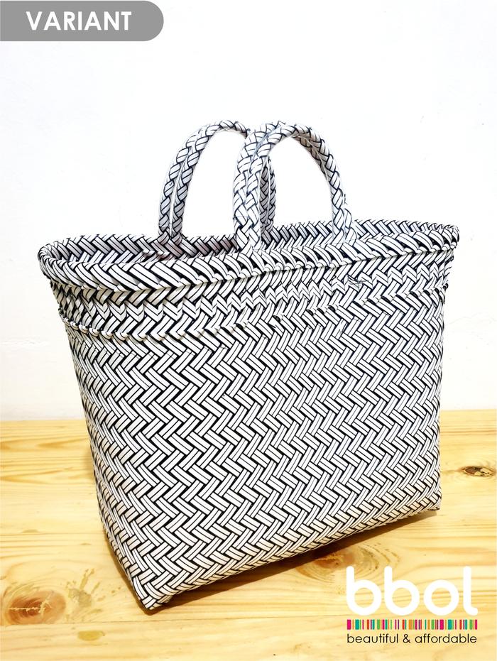 Gambar Tas anyaman plastik premium + selang size M - Putih dari Beebeeonlineshop undefined Tokopedia