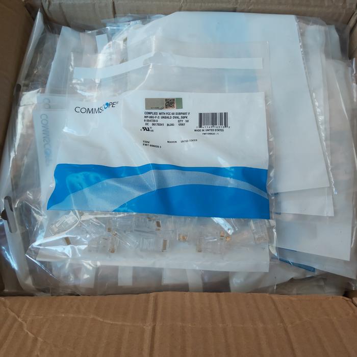 Gambar Connector RJ-45 AMP Commscope/Konektor RJ45/Modular Plug RJ-45 Cat 5e dari Swajaya Junior Computer undefined Tokopedia