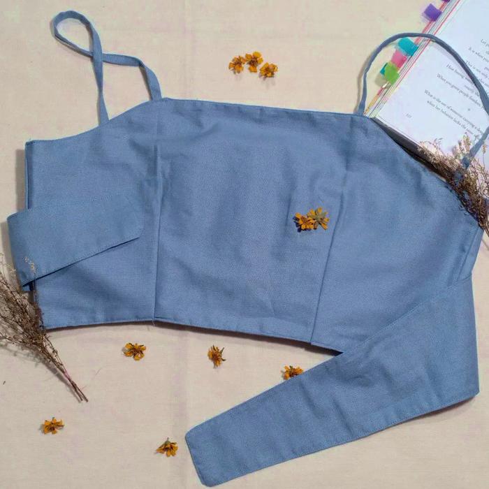 Gambar Atasan Crop Top Blue Sky dari Mentari Tani Ku undefined Tokopedia