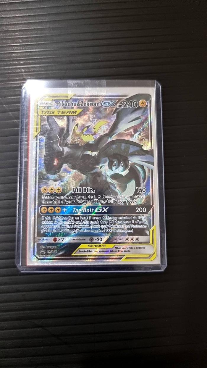 Gambar Pikachu & Zekrom GX - SM168 - Alternate Art Promo Pokemon Sun & Moon P dari bert pokemart undefined Tokopedia