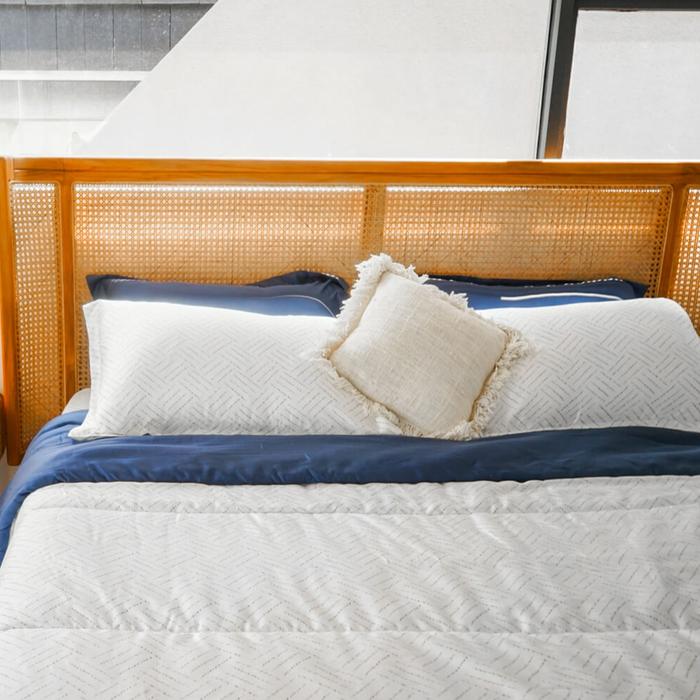 Gambar TROYA | Paket Seprai TENCEL Bedding Set + Quilt Cover - Solid, Single dari Sleep Project undefined Tokopedia