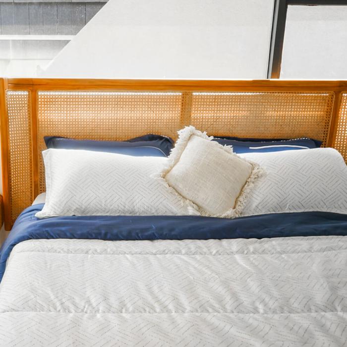 Gambar TROYA | Paket Seprei TENCEL Bedding Set - Solid, Single dari Sleep Project undefined Tokopedia