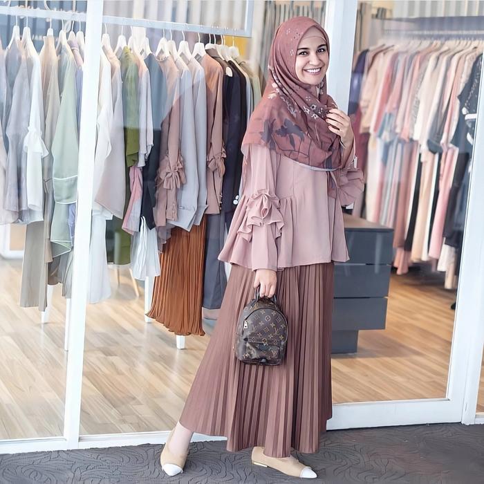 Gambar Rok Plisket /rok plisket premium/rok plisket hitam/rok plisket murah - Milo dari Aqilaz-Shop undefined Tokopedia