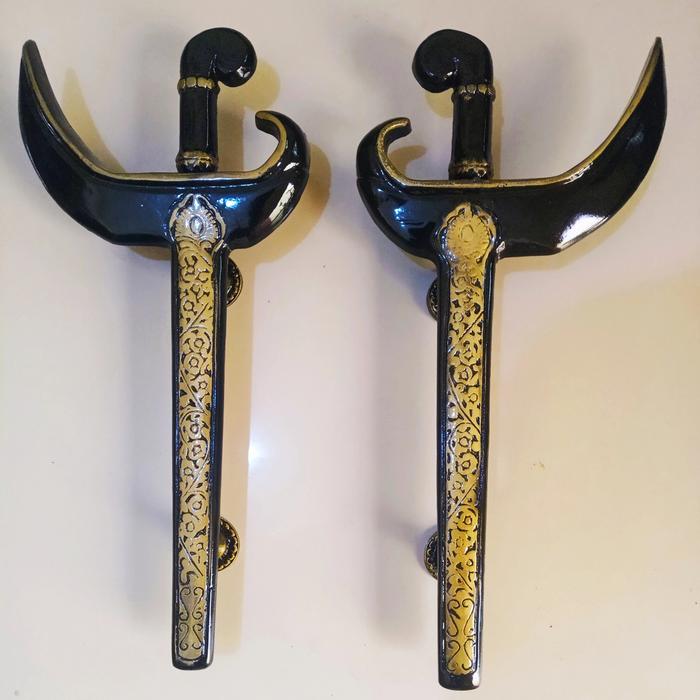 Gambar handle pintu keris ukir blackgold panjang 50cm dari Handle Pintu Rumah Gallery_NEW undefined Tokopedia