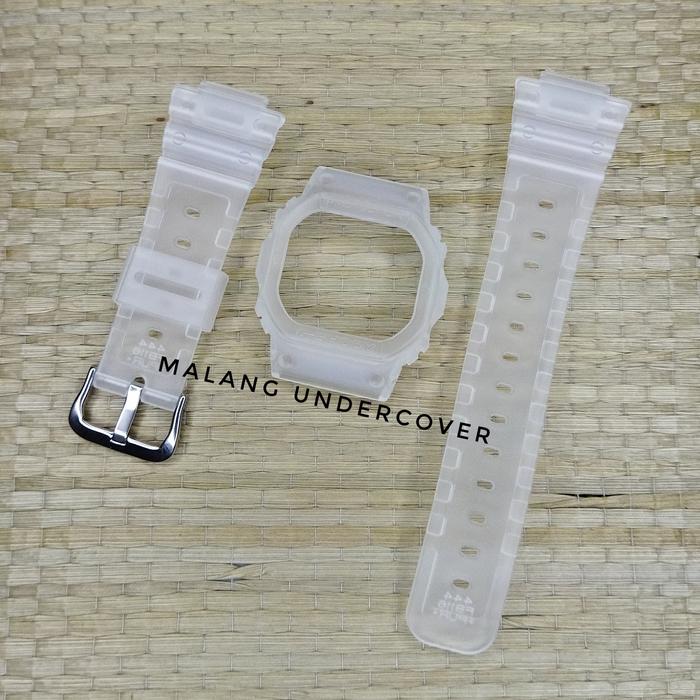 Gambar BNB BAND BEZEL G SHOCK GSHOCK DW 5600 JELLY GW B5600 STRAP KECIL - PUTIH POLOS dari MALANG UNDERC0VER undefined Tokopedia