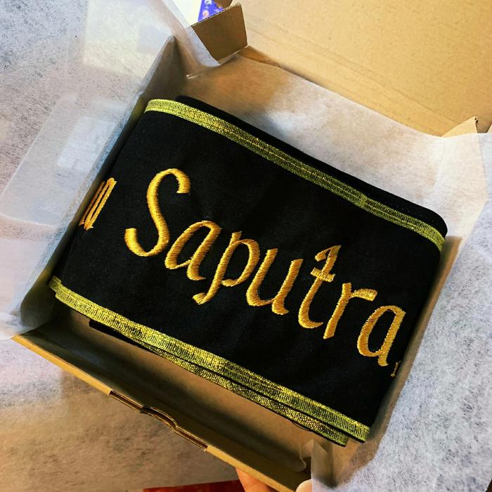 Gambar [1HARI JADI] Selempang Wisuda Bludru 1 Layer - Hitam dari milca store undefined Tokopedia