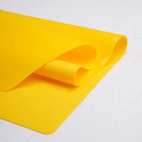 Gambar Alat Masak Baking Kue Roti Silikon • Dough Cutter • Baking Mat Silikon • Spatula Knife - Kuning - Baking Mat dari KKOOM Indonesia undefined Tokopedia