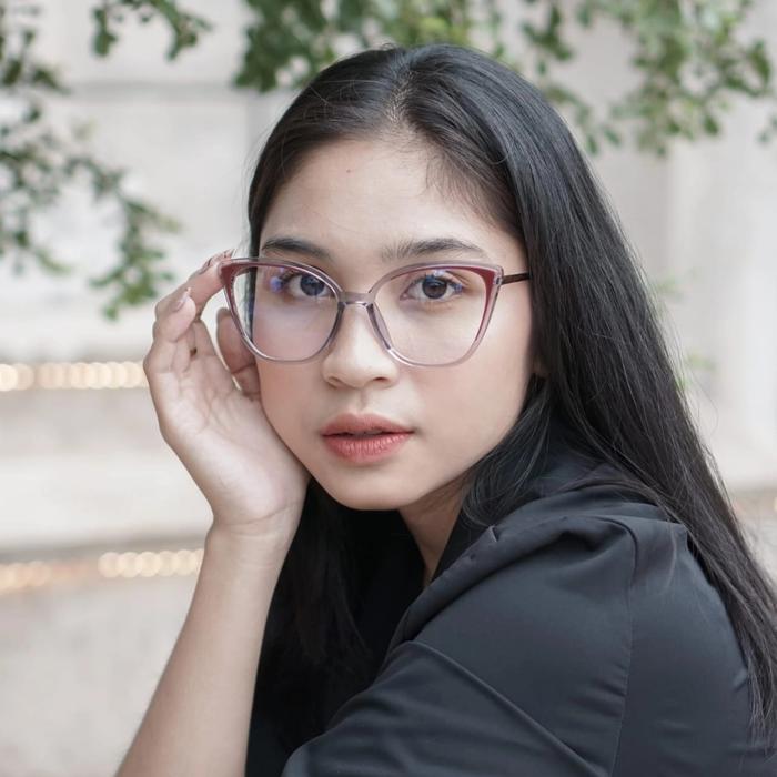 clear frame glasses asian