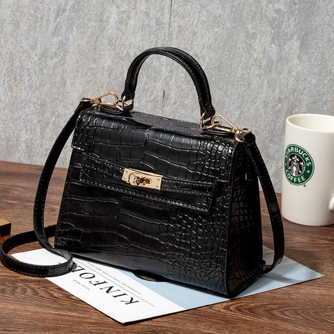 Gambar Tas Selempang Zara Croco/ TAS IMPORT - Hitam dari Queenlyshop_ undefined Tokopedia