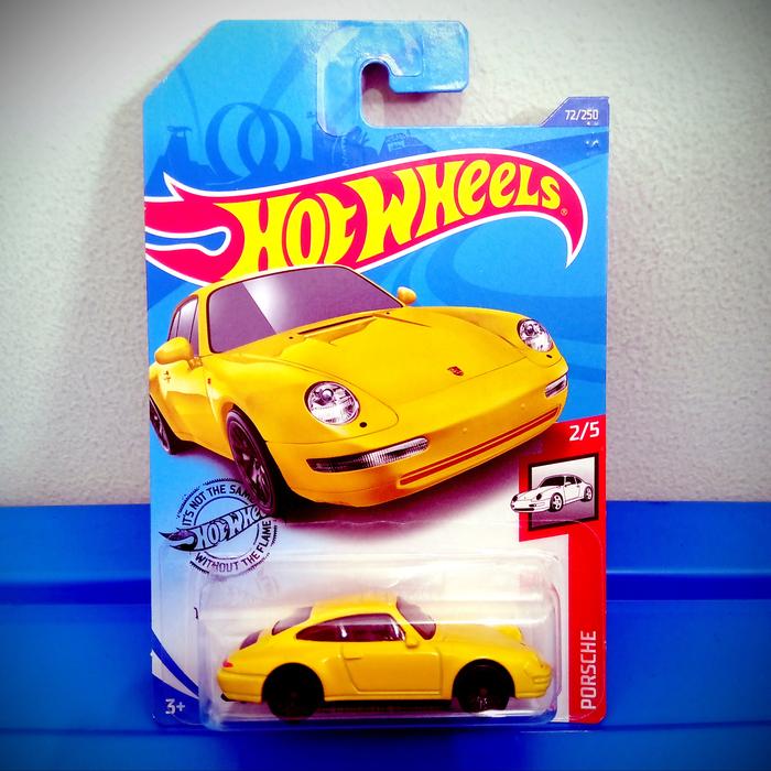 2020 Hot Wheels '96 PORSCHE CARRERA 72/250 PORSCHE Series YELLOW LOT OF 3 2020 Hot Wheels '96 PORSCHE CARRERA 72/250 PORSCHE Series YELLOW LOT OF 3