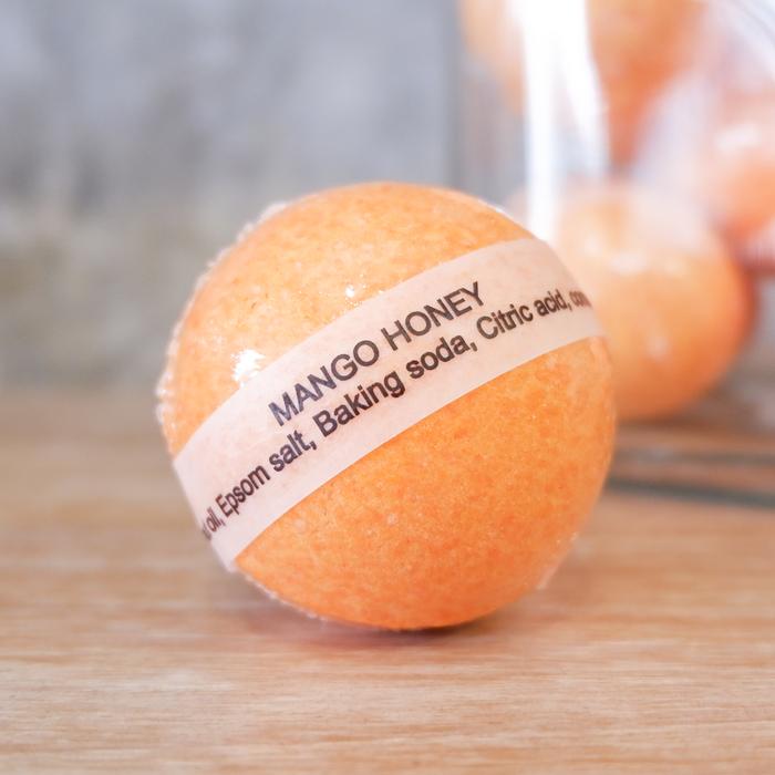 Gambar Natural Handmade Bubble Bath Bomb Spa Aromatherapy - Republic of Soap - Mango Honey dari Republic of Soap undefined Tokopedia