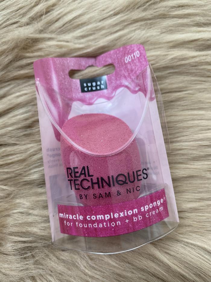 Gambar Real techniques sponge beauty blender spon - Hot pink dari La Peau Store undefined Tokopedia