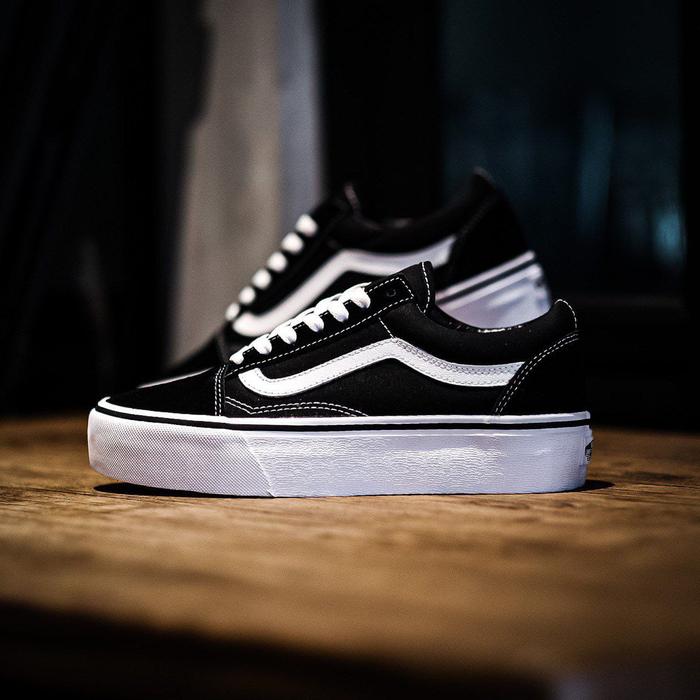 all black old skool vans platform