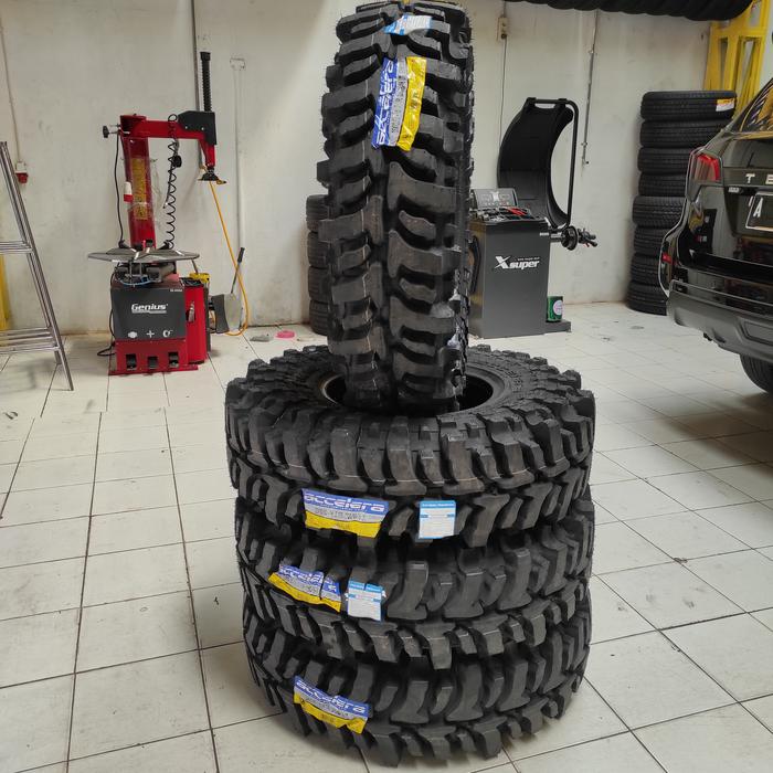 スタッドレスタイヤ 225/80/R15 デリカスペースギア使用