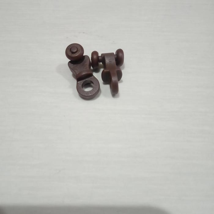 Gambar Roda rell sharp point/roda rell kotak dulaxe/ srelekan besi kotak - Cokelat dari sinar barokah gordyn undefined Tokopedia