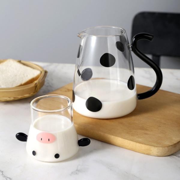 Gambar Set Teko dan Gelas Susu Model Sapi Lucu Unik Glass Pitcher with Cup dari Wisyl Kitchen undefined Tokopedia