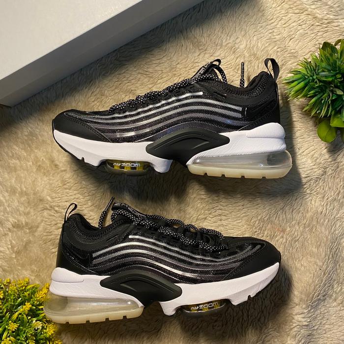 nike zoom 950 black