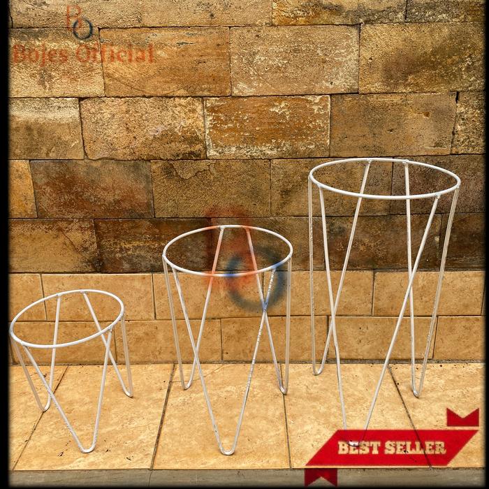Gambar STANDING POT BUNGA BESI / rak pot bunga isi 3 pcs termurah - Putih dari Bojesshop_NEW undefined Tokopedia