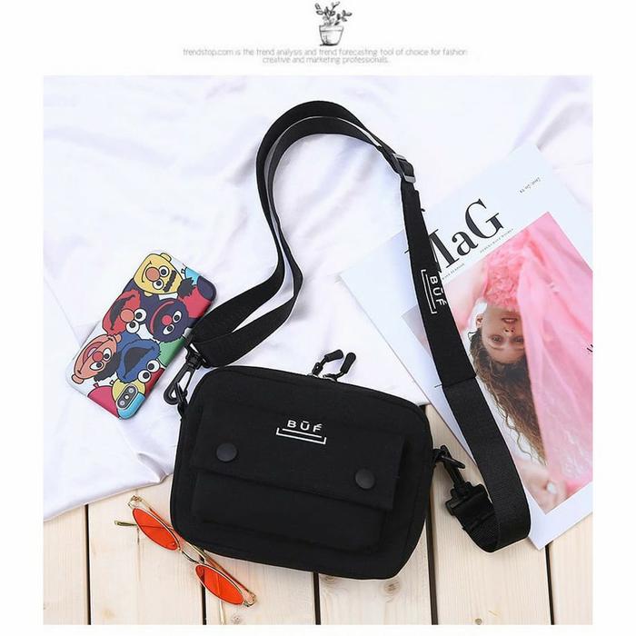 Gambar Tas selempang wanita model terbaru cocok untuk berpergi - pergian - Hitam dari RUMAH GROSIR MAMA undefined Tokopedia