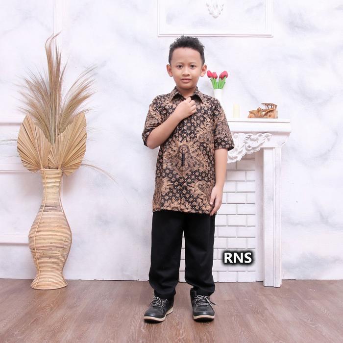 Gambar Seragam Batik Keluarga//Cople Batik Keluarga//Sarimbit Keluarga - Hem Anak, M dari ALRASKA STORE_NEW undefined Tokopedia