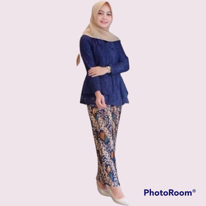 Gambar kebaya brukat denia alifa modern - 4, XXL dari renil kebaya undefined 2 Tokopedia