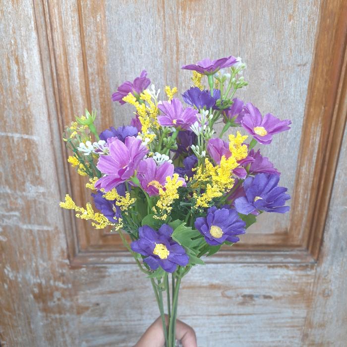 Gambar Krisan - Tanaman Hias Plastik Bunga Artificial Murah Bunga Palsu COD - kuning-oren, pot kecil dari Florist Hantaran undefined 4 Tokopedia