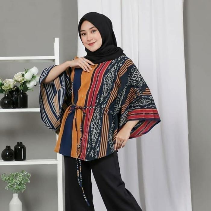 Gambar Blouse tenun blanket kelelawar / fashion wanita etnik - A, S dari Seikat Tenun undefined Tokopedia