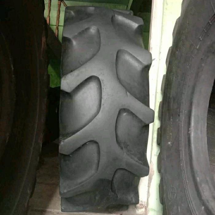 Gambar Ban traktor 18.4-30 Scond siap pakai copotan Firestone dari Hanif ban loader undefined Tokopedia