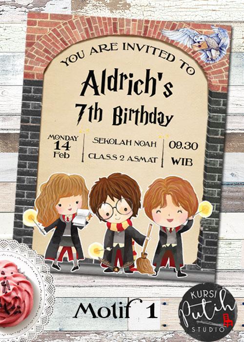 Gambar undangan ulang tahun birthday invitation customized tema harry potter - motif 1 dari KursiPutihStudio_NEW undefined Tokopedia