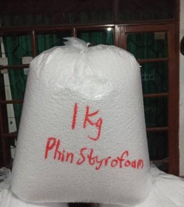 Gambar Butiran styrofoam 1kg sterofoam butiran gabus butir isi beanbag bandun dari Toko Sandrea. undefined Tokopedia