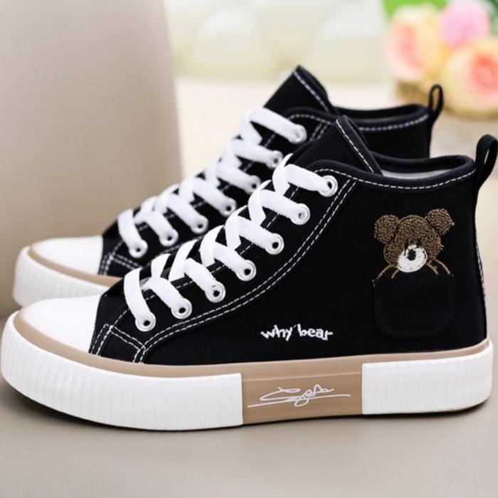 Jual sepatu sneakers wanita dewasa 