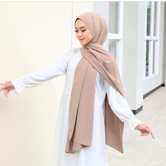 Gambar AIRFLOW SHAWL // PASHMINA AIRFLOW CRINKLE - army, 175×75 Airflow dari hijabaisyah1 undefined Tokopedia