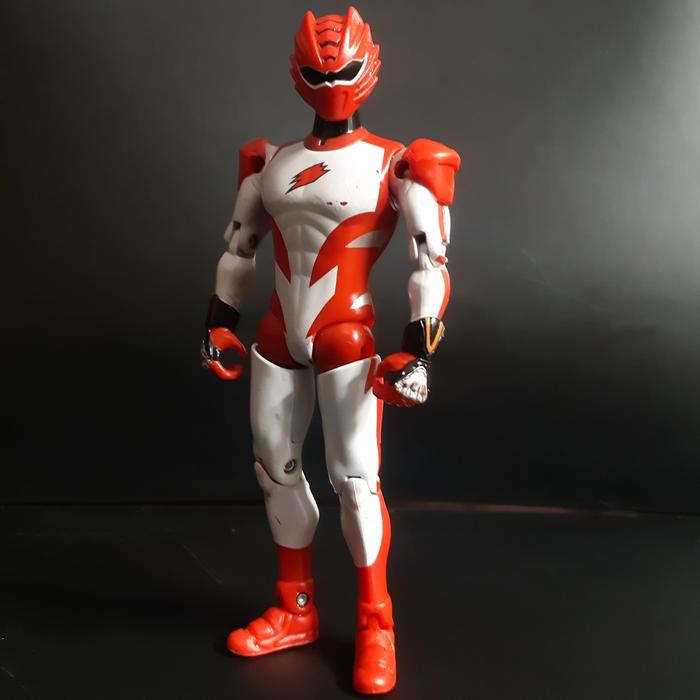 Power Rangers Jungle Fury Red Ranger Jungle Master Mode Toy