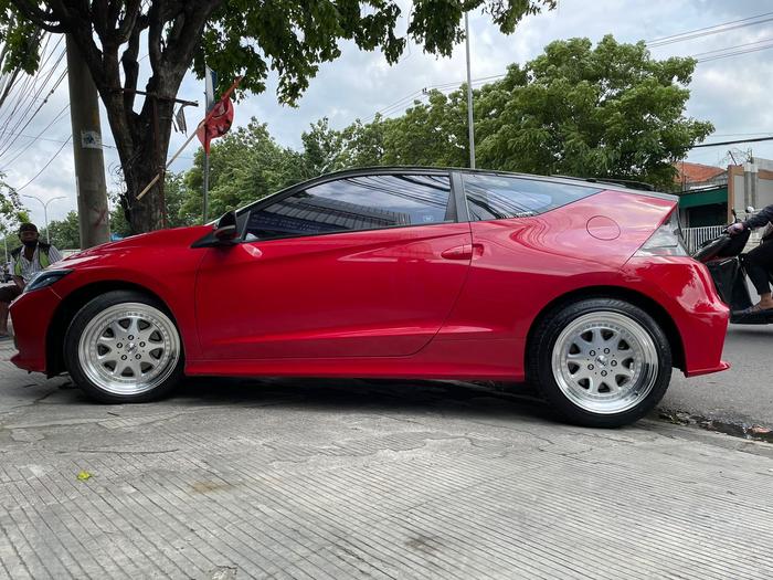 Gambar modifikasi velg plus ban mobil honda crz pakai ring 17 dari NETIZEN velg makassar undefined Tokopedia