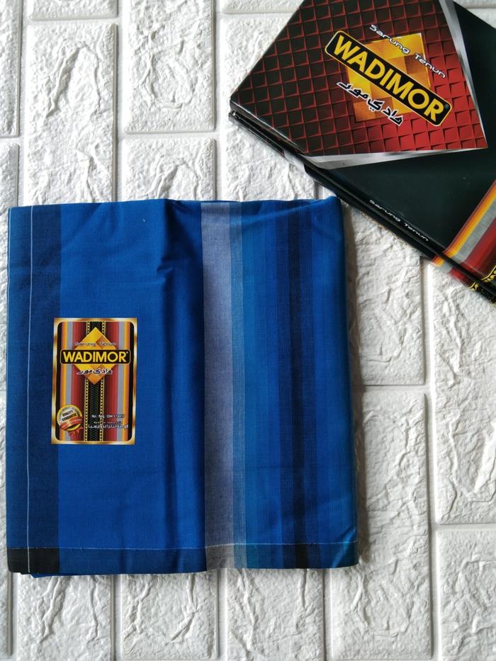 Gambar SARUNG WADIMOR MOTIF DUA WARNA BAHAN HALUS DAN NYAMAN - WADIMOR 04 dari Melati Karpet Shop undefined Tokopedia