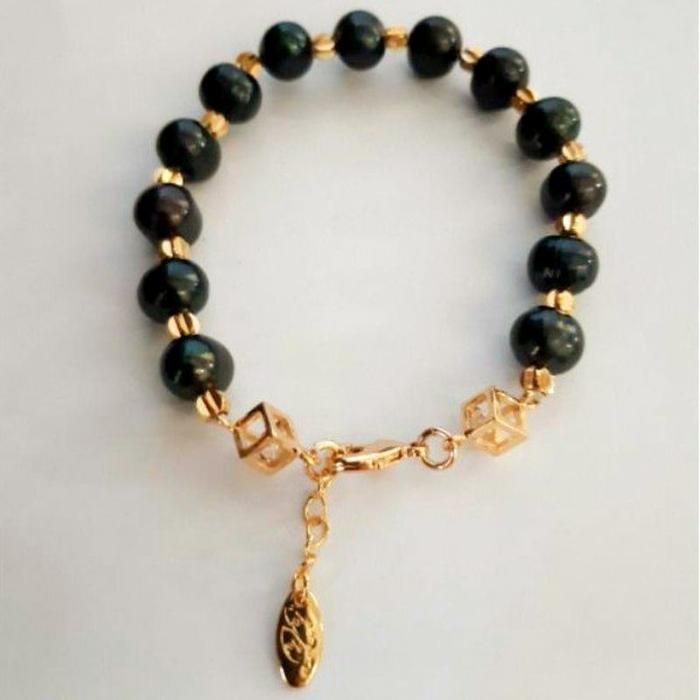 Gambar Gelang Mutiara hitam Lombok Asli Jewellery Bangle Bracelet Untuk Mewah - Hitam dari kilaumutiaralombok undefined Tokopedia
