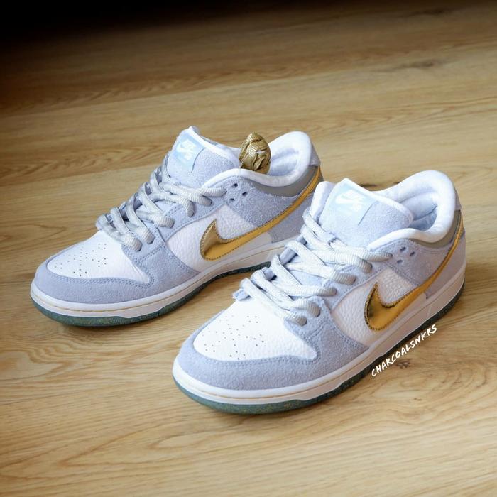 X Nike Dunk Low Holiday Sean Cliver X Dunk Holiday Special Special